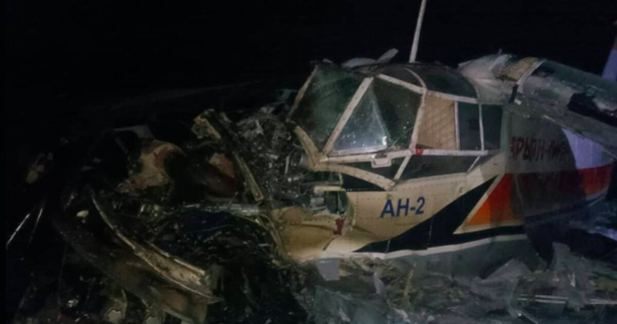 При крушении самолета Ан-2 пострадали десять человек При крушении самолета Ан-2 пострадали десять человек