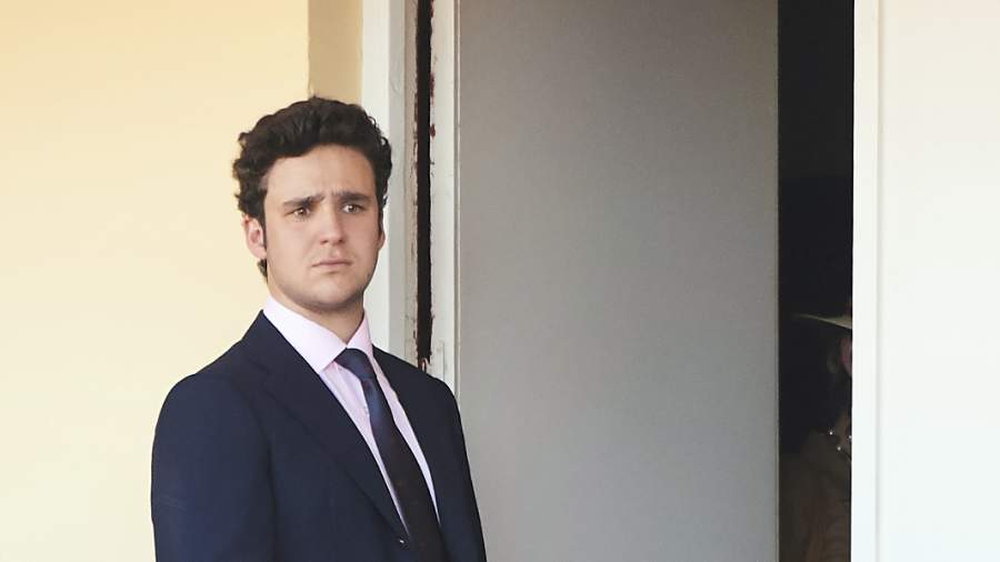 Драки, измены, кражи: какие скандалы окружают венценосные семьи