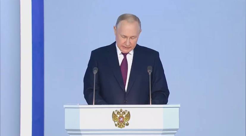 Путин в обращении: победить Россию на поле боя невозможно