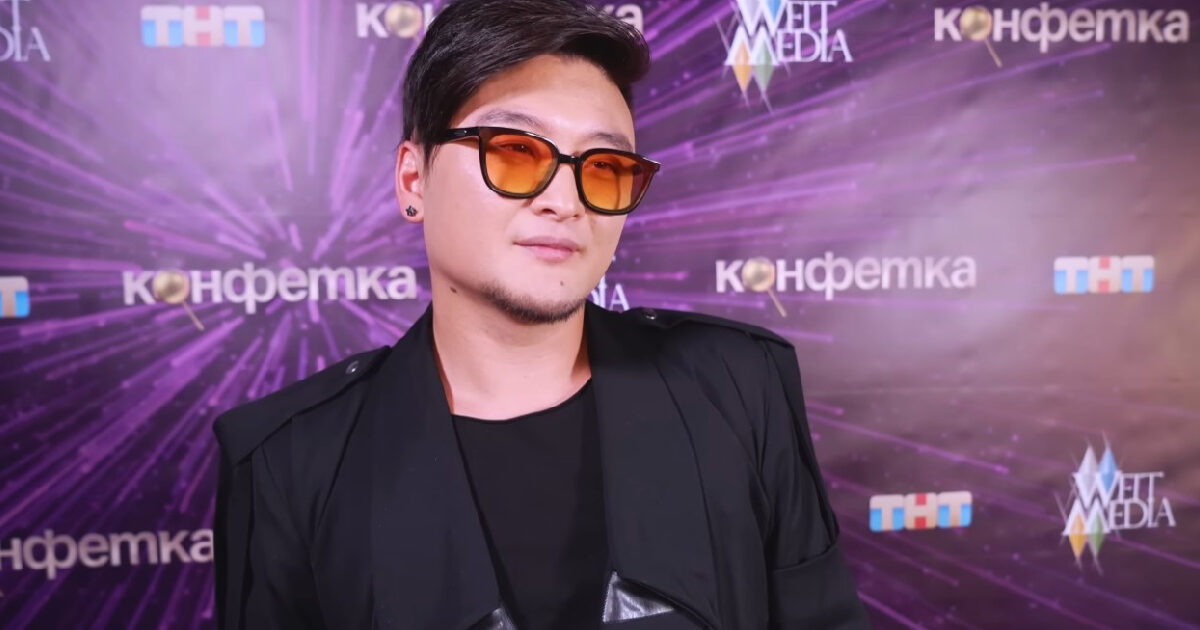 Ультиматум сработал: Анатолий Цой заменил Хабиба в жюри шоу «Конфетка» Ультиматум сработал: Анатолий Цой заменил Хабиба в жюри шоу «Конфетка»