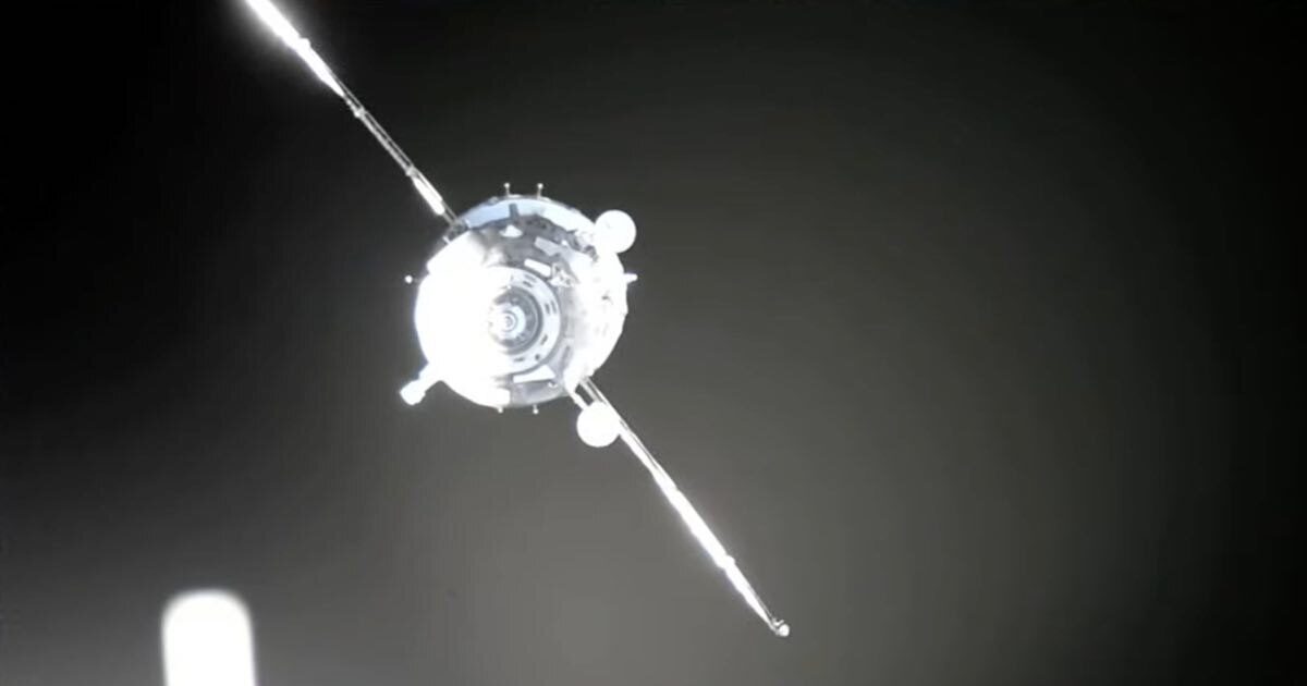 «Протекший» космический корабль «Союз МС-22» вернулся на Землю
