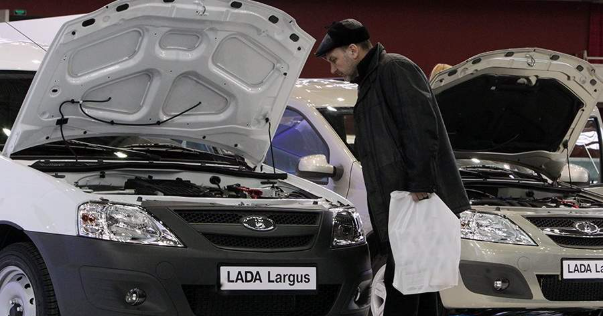 Наценку на российские автомобили предложили ограничить 15% Наценку на российские автомобили предложили ограничить 15%