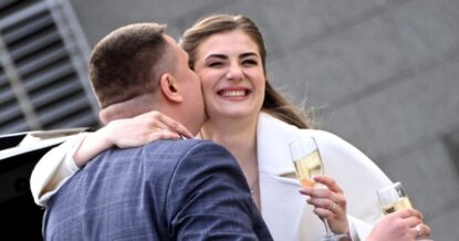 Юрист рассказал, за какие услуги свадебные салоны могут взять плату