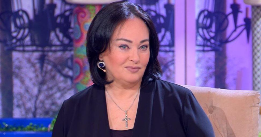 Ларису Гузеева впервые опубликовала фото новорожденной внучки