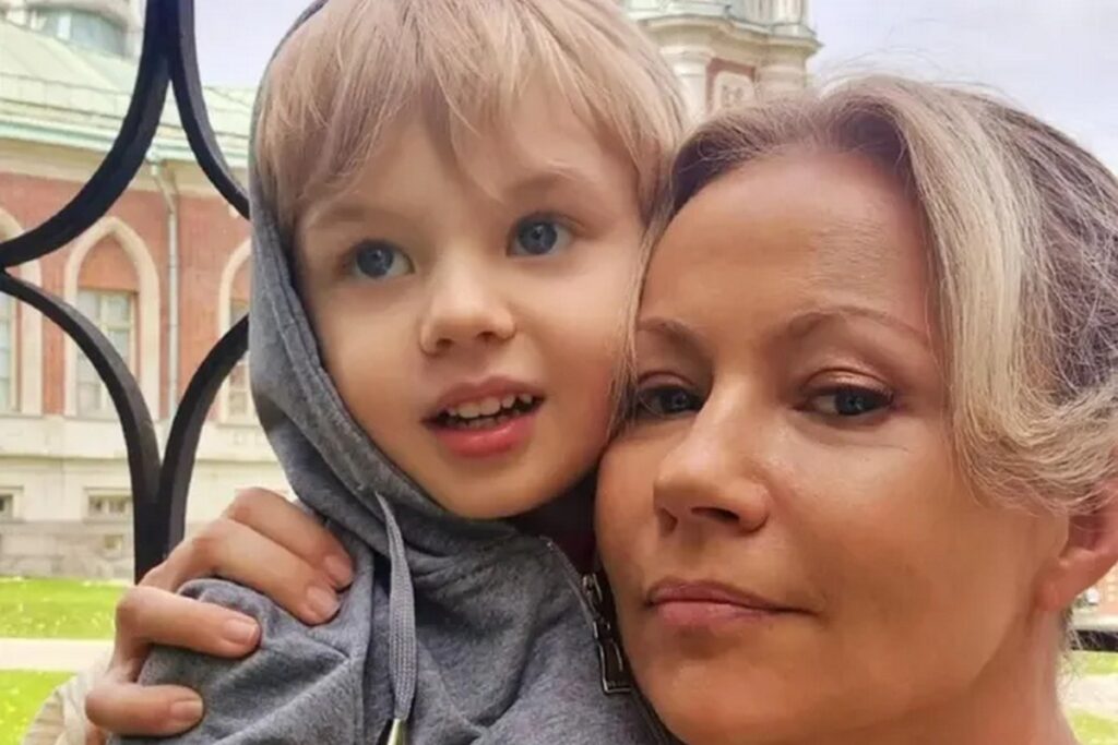 Мария Миронова с маленьким сыном вернулись из Израиля в Москву