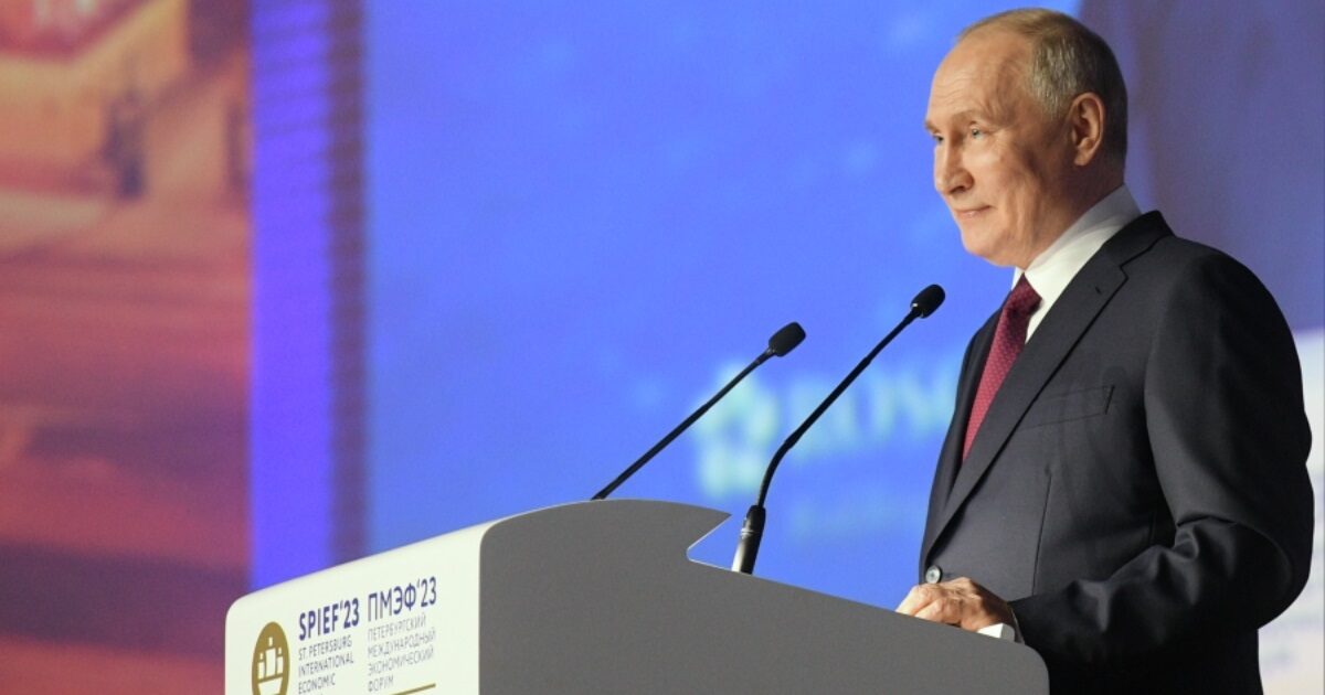 МРОТ будет повышен на 18,5% с 1 января 2024 года — Путин МРОТ будет повышен на 18,5% с 1 января 2024 года — Путин