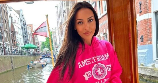 Алсу выступила в 20-градусный мороз