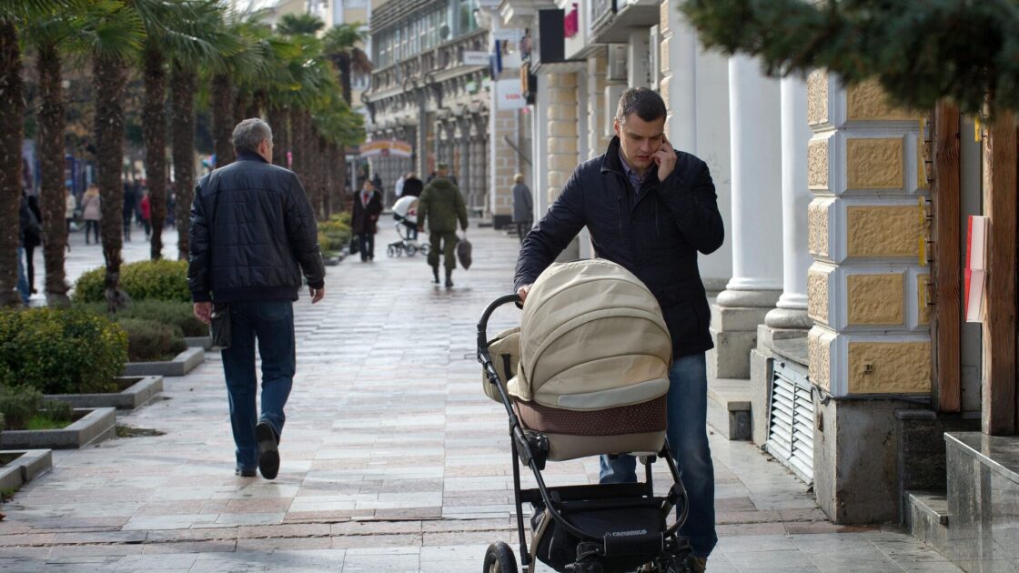 Самые популярные и редкие имена новорожденных в 2023 году