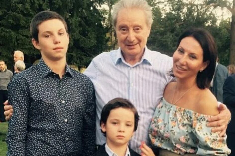 У 85-летнего Вениамина Смехова обнаружены проблемы с сердцем У 85-летнего Вениамина Смехова обнаружены проблемы с сердцем