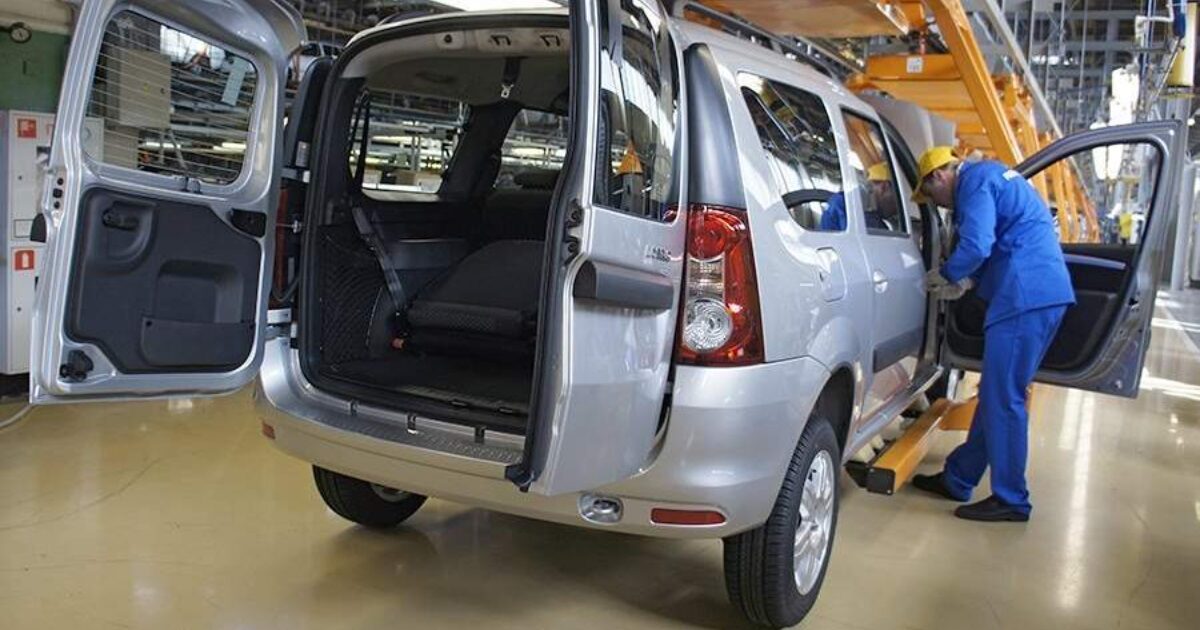 АвтоВАЗ возобновил выпуск Lada Largus АвтоВАЗ возобновил выпуск Lada Largus