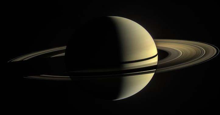 На Сатурне обнаружили следы бури XIX века