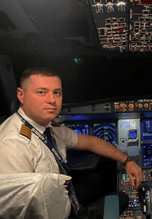 «Топлива оставалось на 5 минут»: Спасший 170 человек пилот — о своих действиях