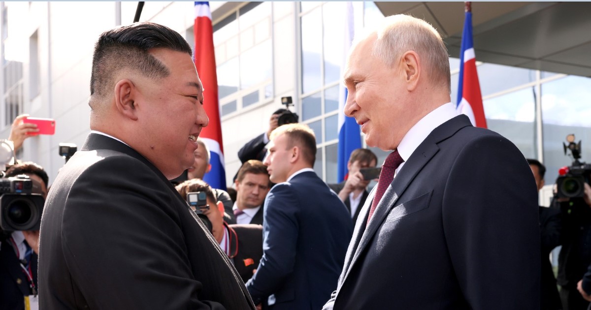 Песков рассказал, какими подарками обменялись Путин и Ким Чен Ын