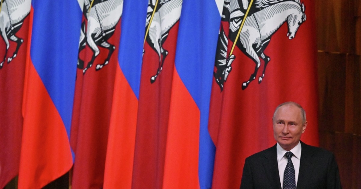 Путин лично поздравил Собянина со вступлением в должность мэра Москвы