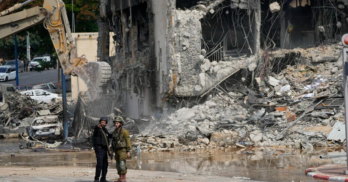 Шестьсот человек погибли за сутки войны в Израиле