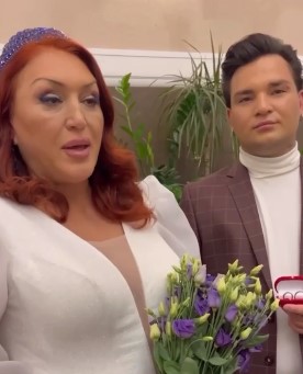 22-летняя звезда шоу «Ты супер!» Чижевский женился на приемной матери