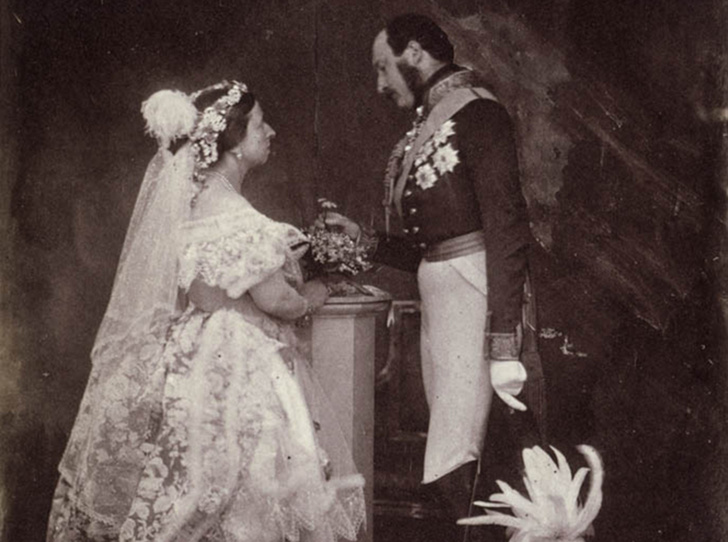 Кусок свадебного торта королевы Виктории хранится как реликвия почти 200 лет
