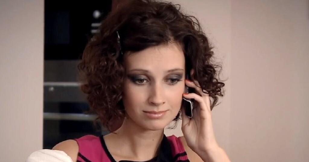 Инцест порно жасырын камера Порно фото: Тәтесін сиқыған жігіт