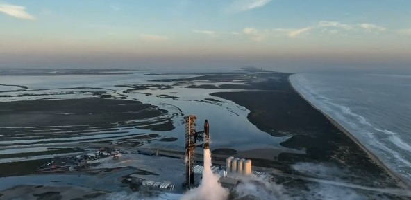Компания Маска SpaceX снова не смогла запустить самую большую ракету в мире