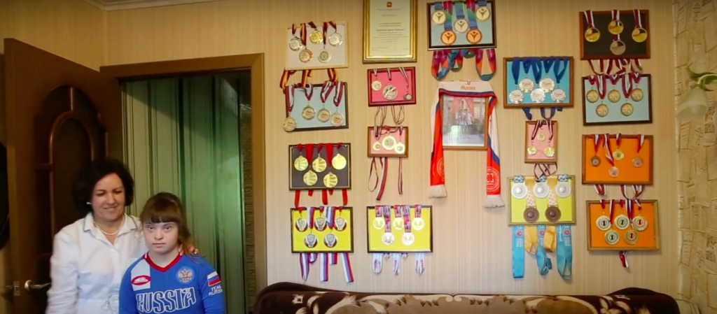 Гимнастка стала первым в России мастером спорта с синдромом Дауна