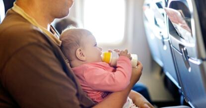 В России поменялись правила перевозки детей в самолетах