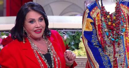 Певица Надежда Бабкина перестала выходить из дома после Нового года