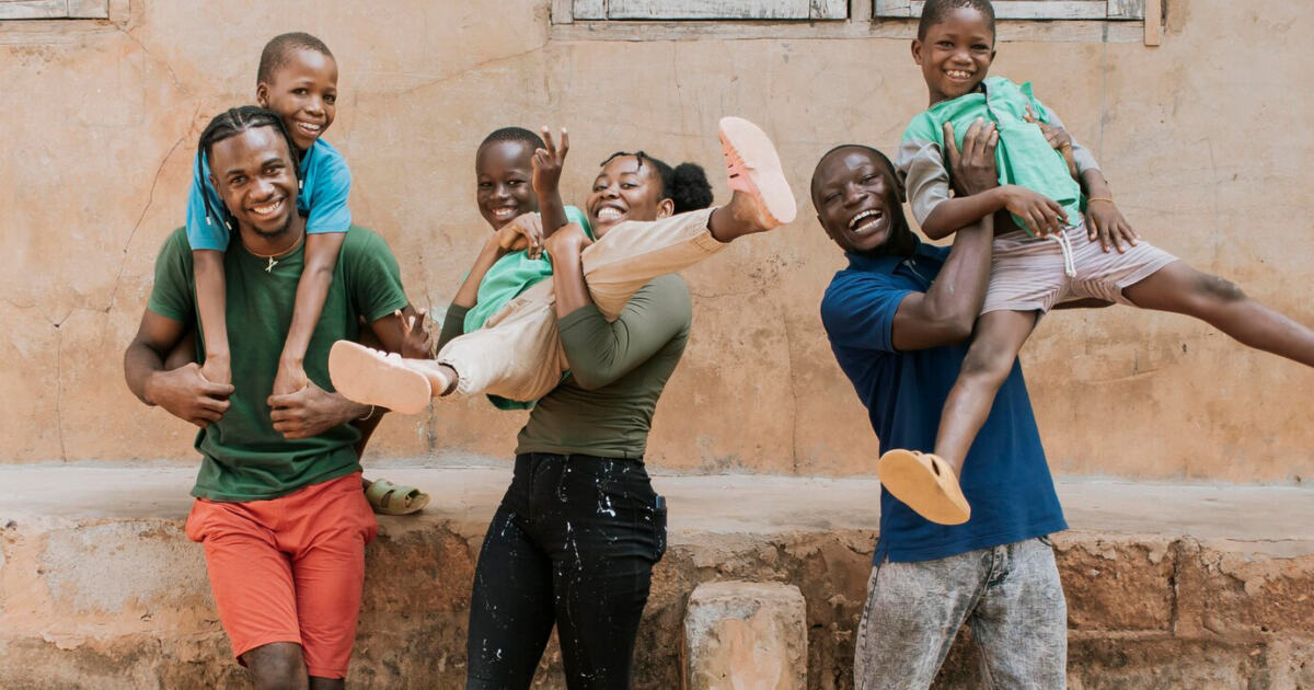 Люди из беднейших стран оказались счастливее жителей благополучных государств