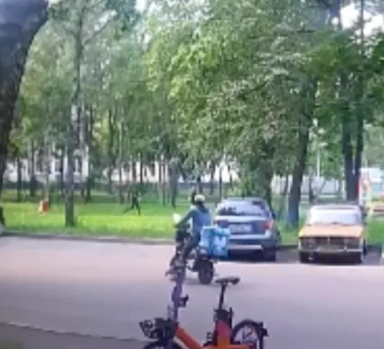 В Москве мужчина вырвал у женщины из рук младенца и попытался сбежать