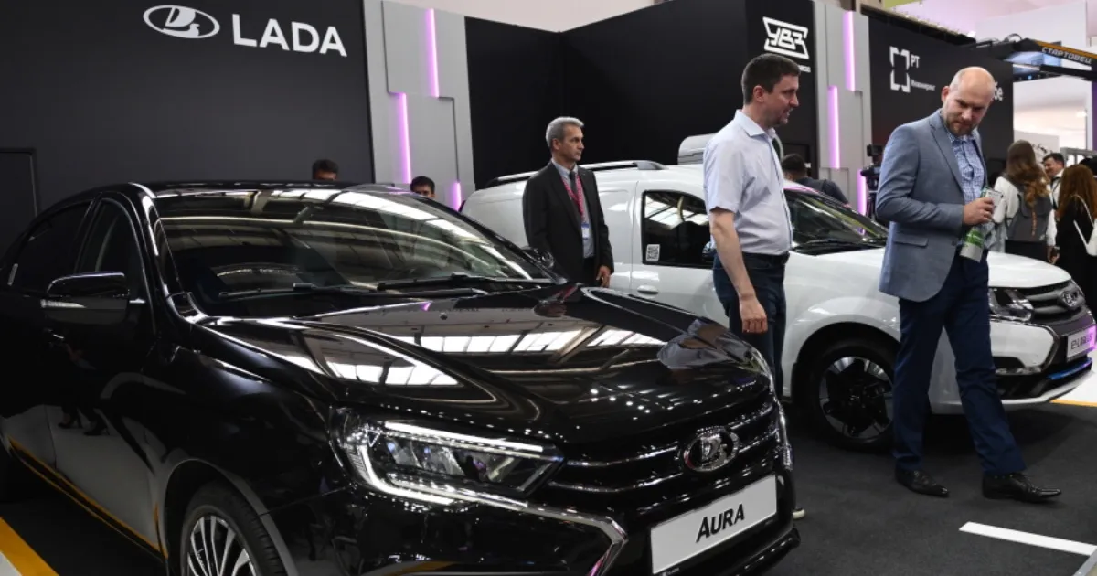 Цена на бизнес-седан Lada Aura превысит 3 миллиона