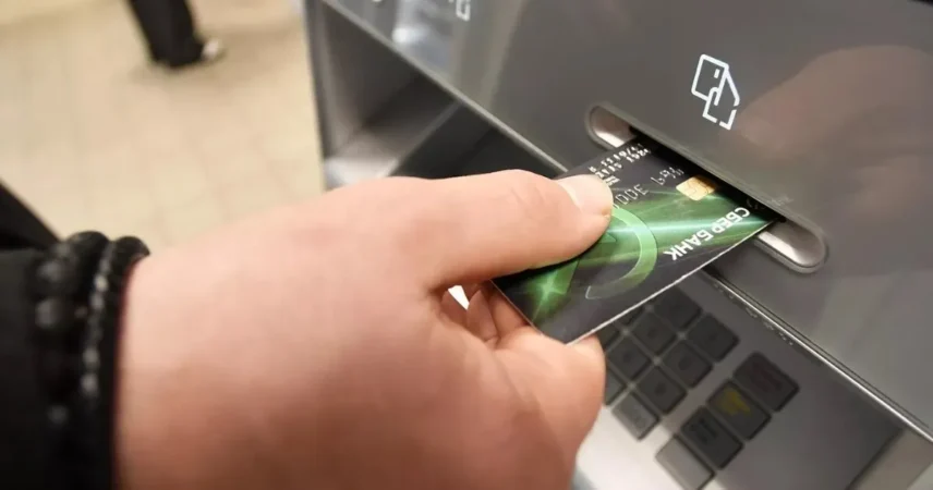 Банки будут отказывать россиянам в выдаче карт