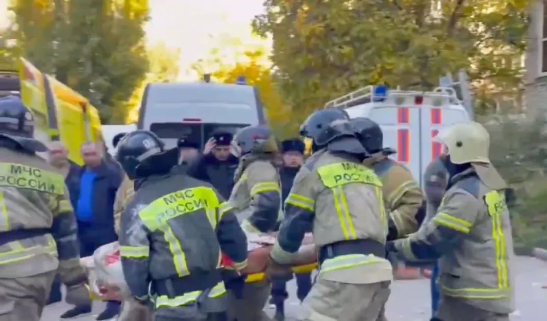 Опубликовано видео спасения людей из взорвавшегося дома в Черкесске