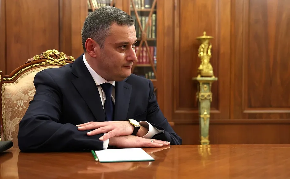 Владимир Путин назначил врио губернатора Курской области Александра Хинштейна