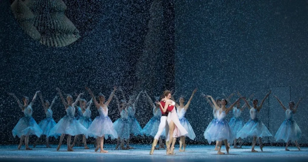 Танцор «Щелкунчика» сломал ногу во время выступления