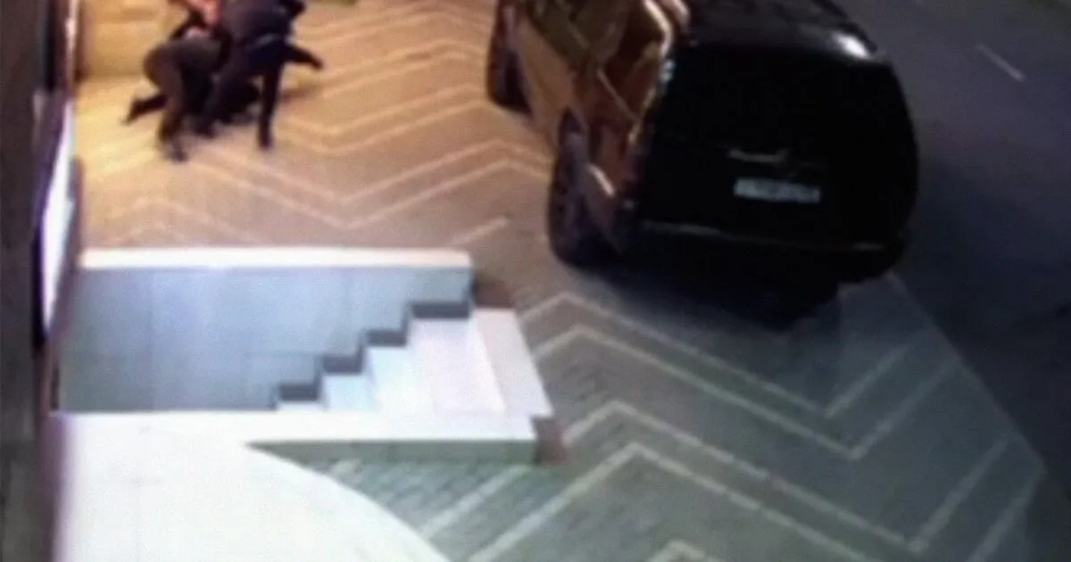 Стали известны подробности нападения на полицейского в Дербенте Стали известны подробности нападения на полицейского в Дербенте