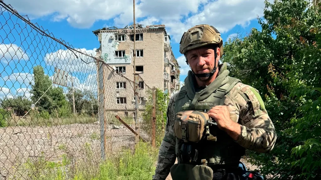 Журналисты Первого канала попали под обстрел в Курской области