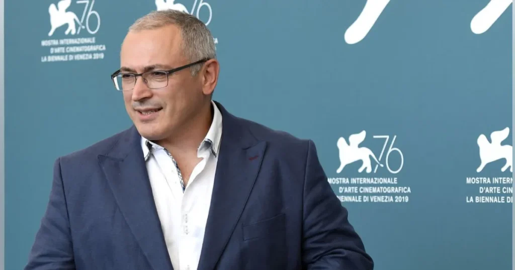 На Ходорковского и членов АКР завели дело о терроризме