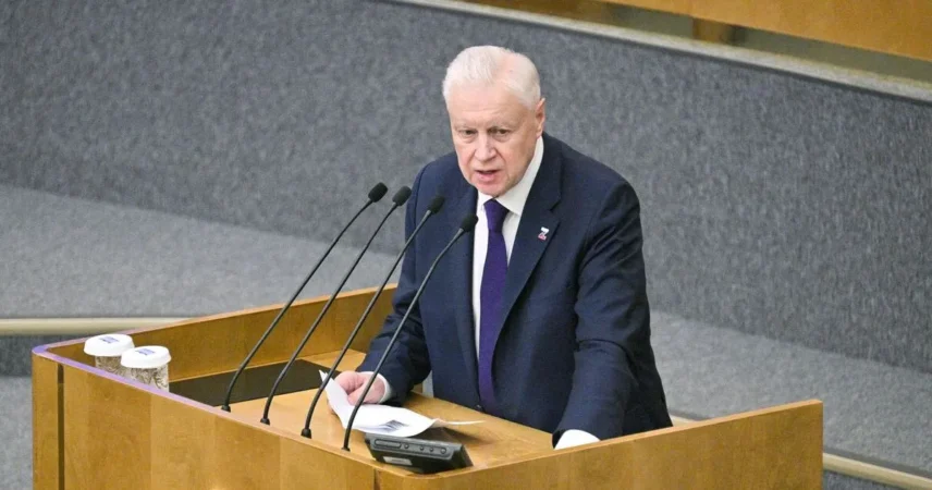 Лидер «Справедливой России» Сергей Миронов получил травму на Алтае