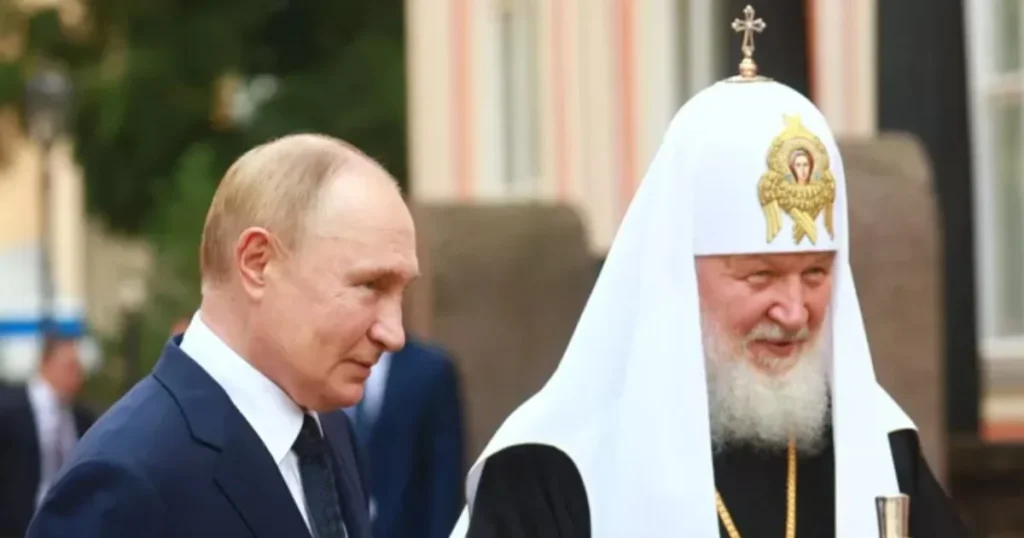 Путин подарил патриарху Кириллу ценный подарок на Пасху