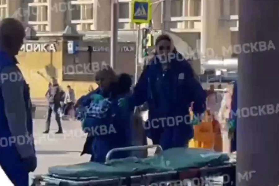 Женщина родила ребенка в московском метро