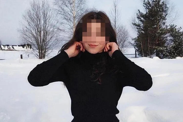 Появились подробности о найденной на заборе погибшей девушке