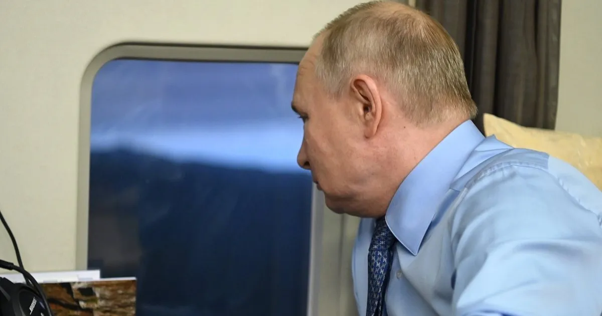 Вертолет Путина оказался в эпицентре атаки ВСУ в Курской области Вертолет Путина оказался в эпицентре атаки ВСУ в Курской области