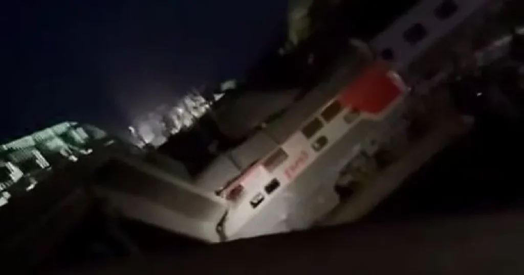 Пассажирка рассказала подробности крушения моста на поезд в Брянской области
