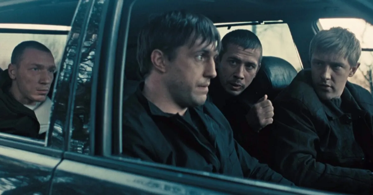Звезда «Бумера» разводится с женой после 20 лет брака Звезда «Бумера» разводится с женой после 20 лет брака