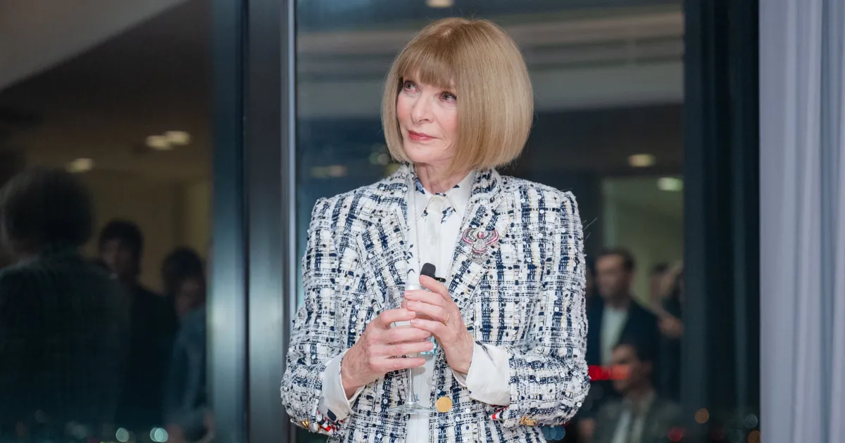 Анна Винтур покидает пост главного редактора Vogue Анна Винтур покидает пост главного редактора Vogue