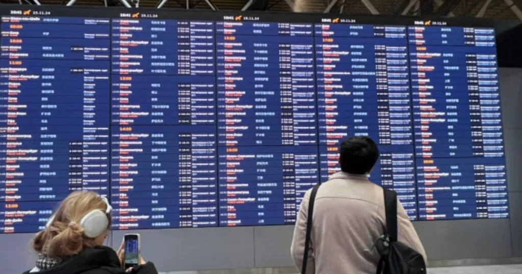 Более 270 рейсов задержаны в столичных аэропортах Внуково и Шереметьево