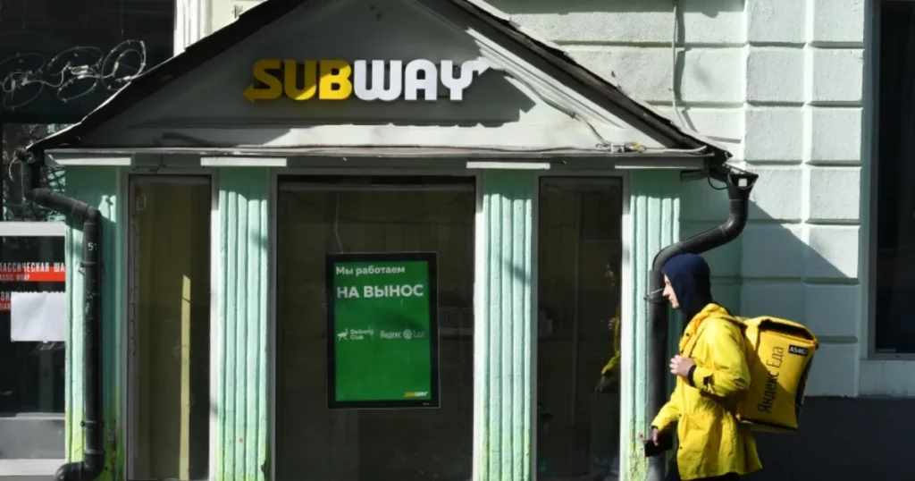 В России более 100 кафе Subway сменят название
