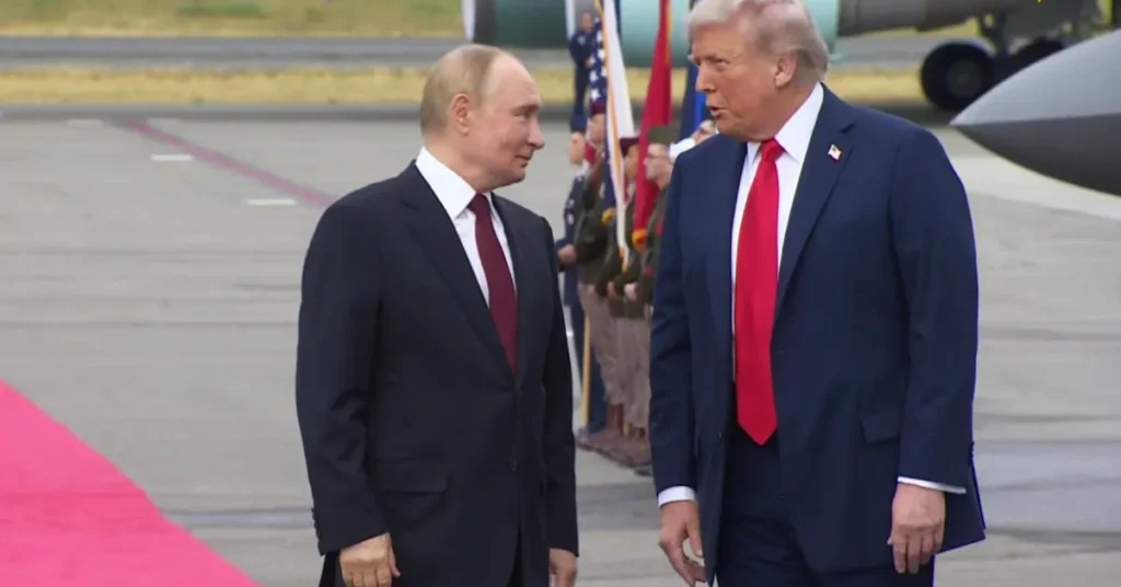Трамп передал письмо Путину во время переговоров