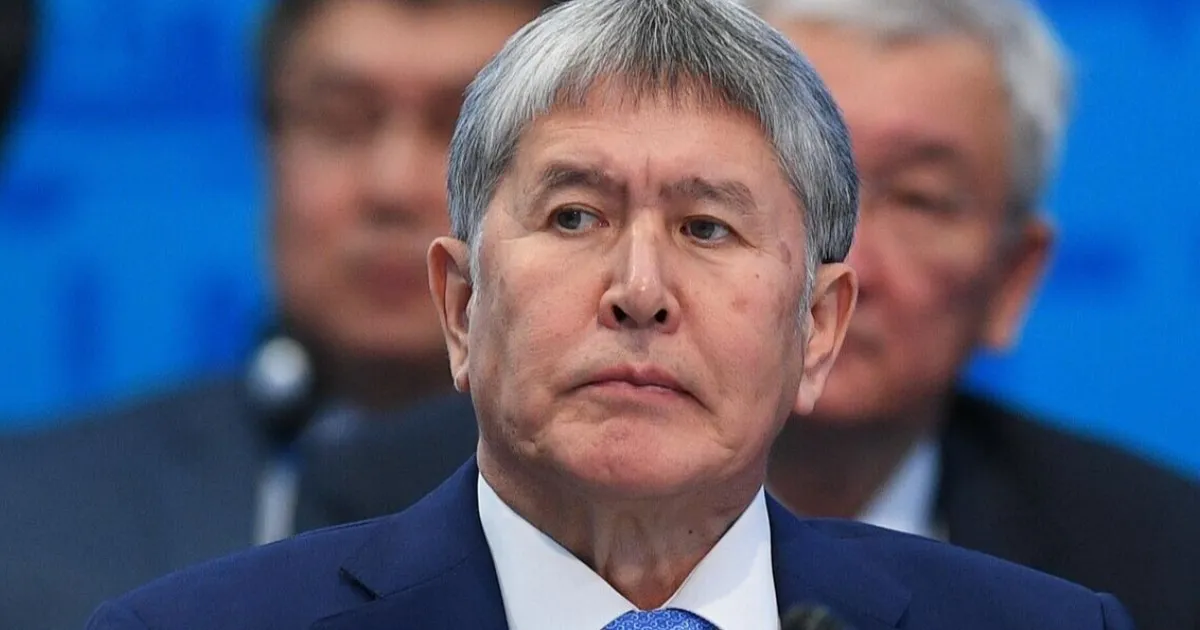 Семью экс-президента Киргизии начали выселять из дома Семью экс-президента Киргизии начали выселять из дома