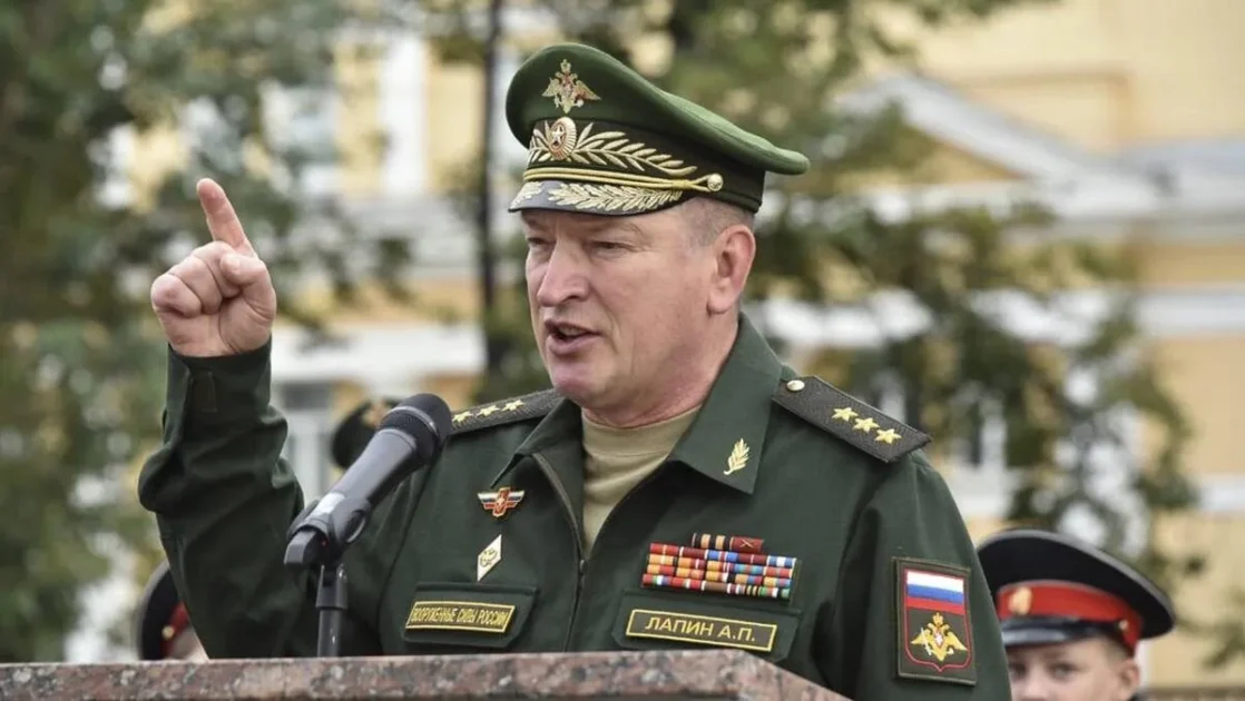 Генерал-полковник Александр Лапин уволен с военной службы