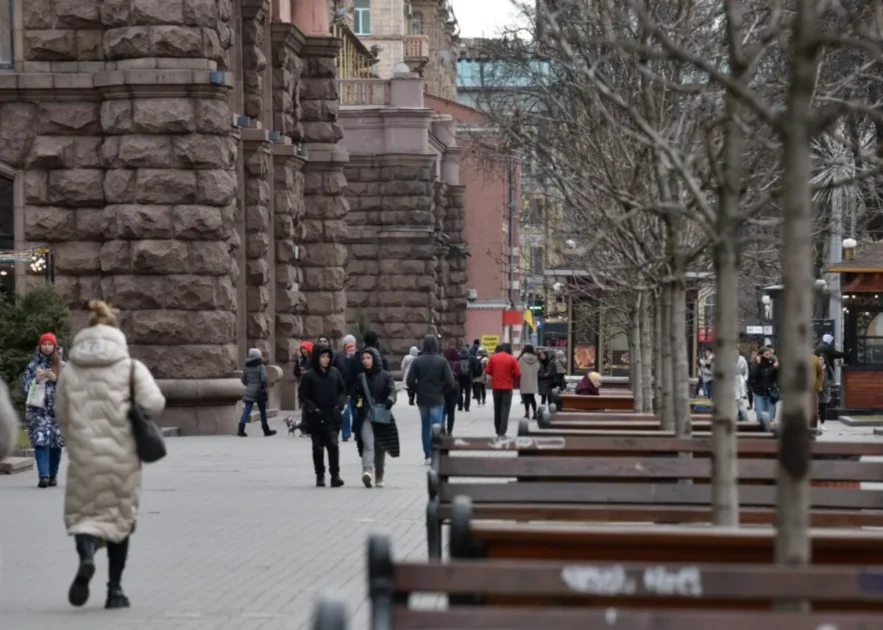 Кличко призвал киевлян запастись водой и продуктами Кличко призвал киевлян запастись водой и продуктами